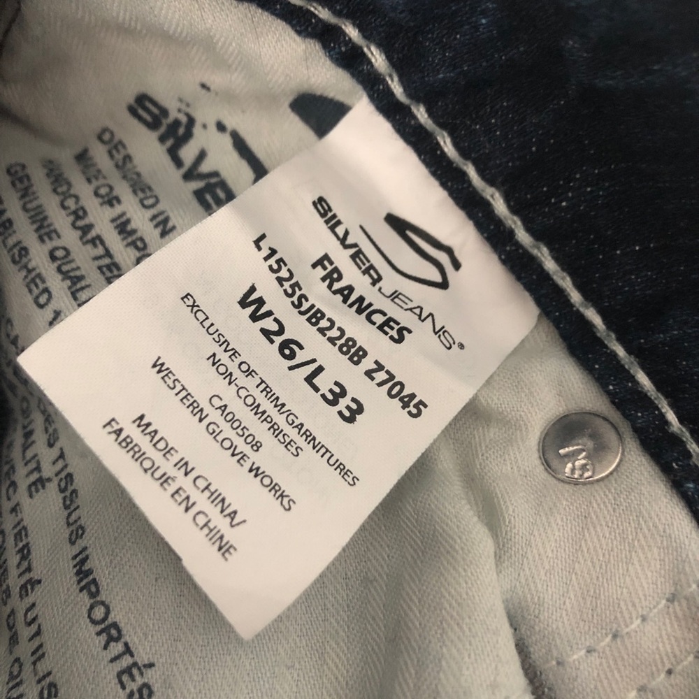 Silver Jeans Co. Frances, Distressed - Sz. W26 L33 - Picture 6 of 7